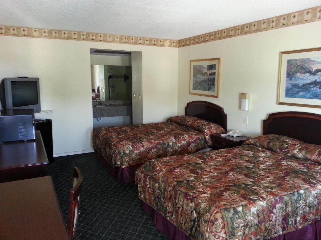 Tahlequah Motor Lodge Room photo