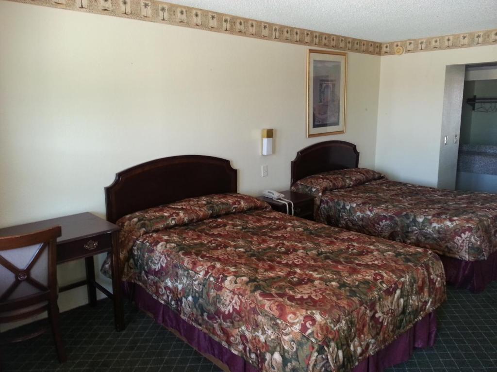 Tahlequah Motor Lodge Room photo